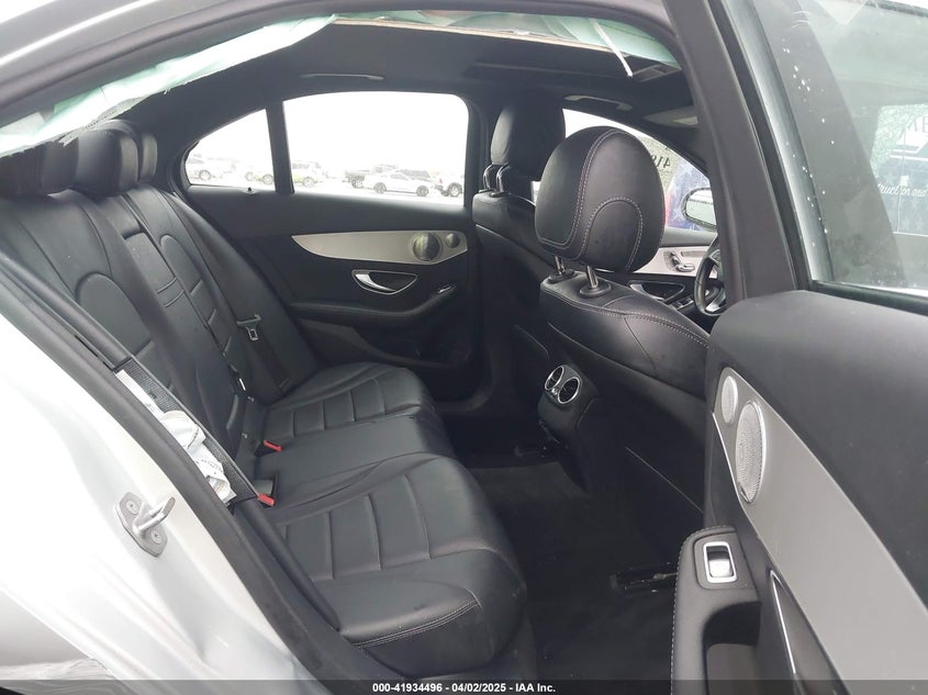 2018 MERCEDES-BENZ C VIN: 55SWF4JBXJU240884