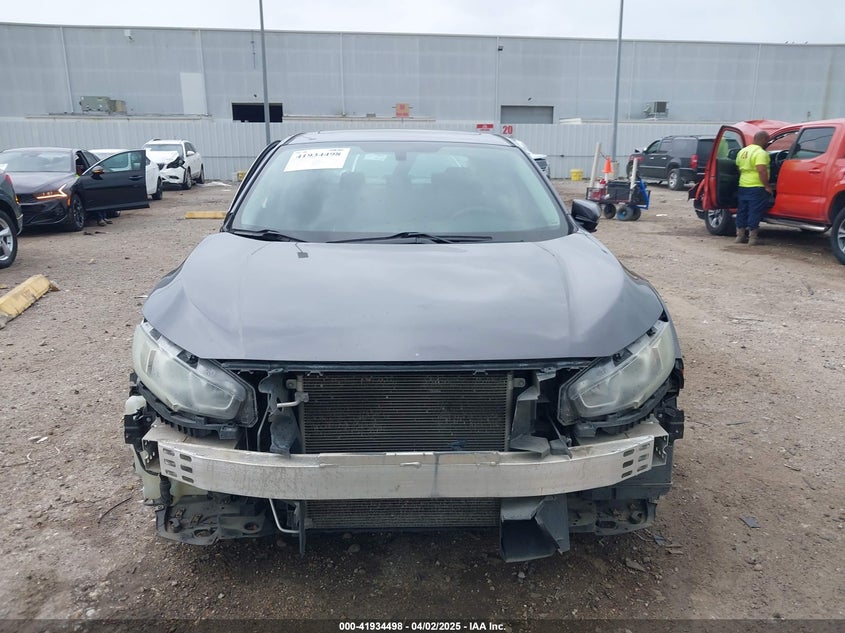 2018 HONDA CIVIC VIN: 2HGFC2F79JH532881
