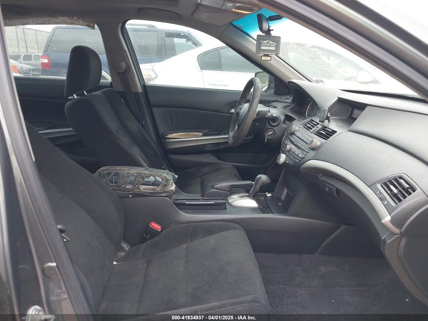2009 HONDA ACCORD VIN: 1HGCP267X9A032262