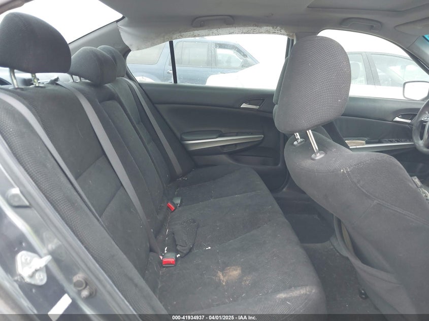 2009 HONDA ACCORD VIN: 1HGCP267X9A032262