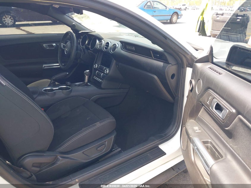 2022 FORD MUSTANG VIN: 1FA6P8TH0N5138871