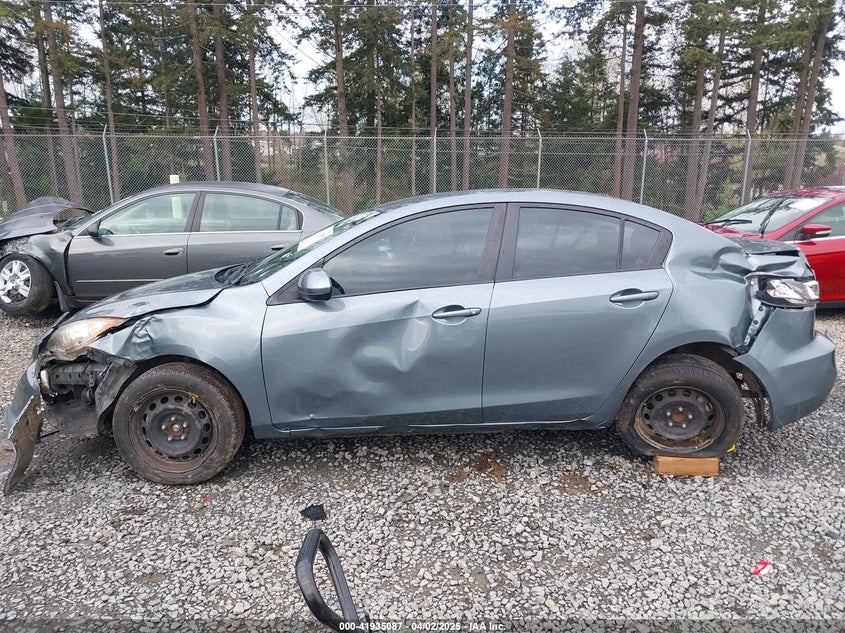 2012 MAZDA 3 VIN: JM1BL1UF5C1528944
