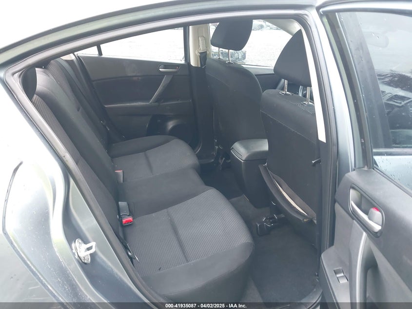 2012 MAZDA 3 VIN: JM1BL1UF5C1528944