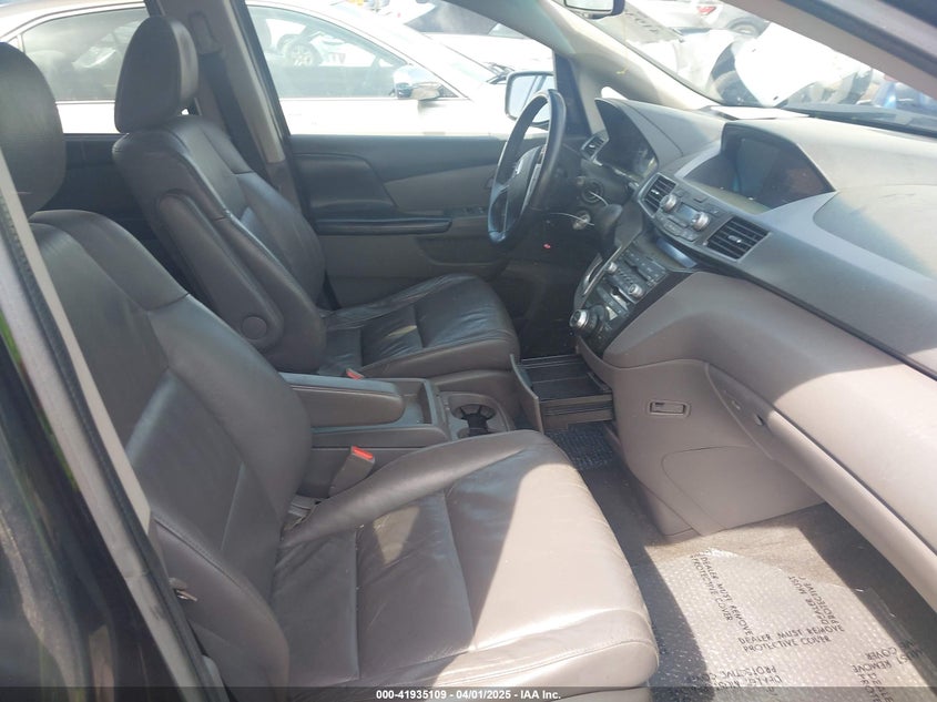 5FNRL5H96BB070492 2011 HONDA ODYSSEY photo no. 5