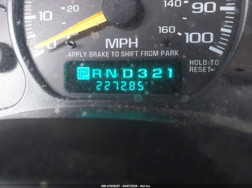 1999 Chevrolet Silverado VIN: 2GCEK19P8X1211206 Lot: 41935357