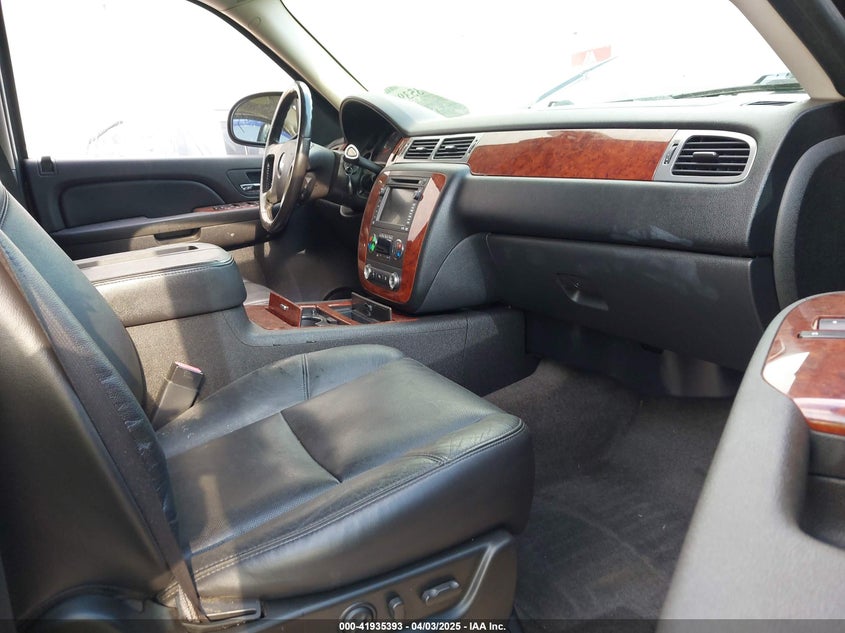 2009 CHEVROLET SUBURBAN VIN: 1GNFK36389J124653