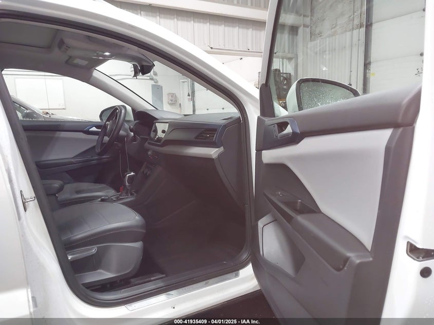 2023 VOLKSWAGEN TAOS SE - 3VVNX7B24PM315708
