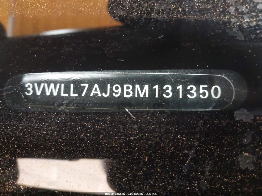 2011 VOLKSWAGEN JETTA VIN: 3VWLL7AJ9BM131350