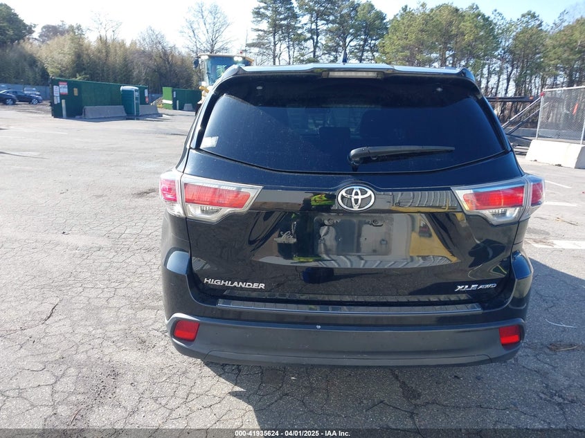 2016 TOYOTA HIGHLANDER VIN: 5TDJKRFH1GS287596