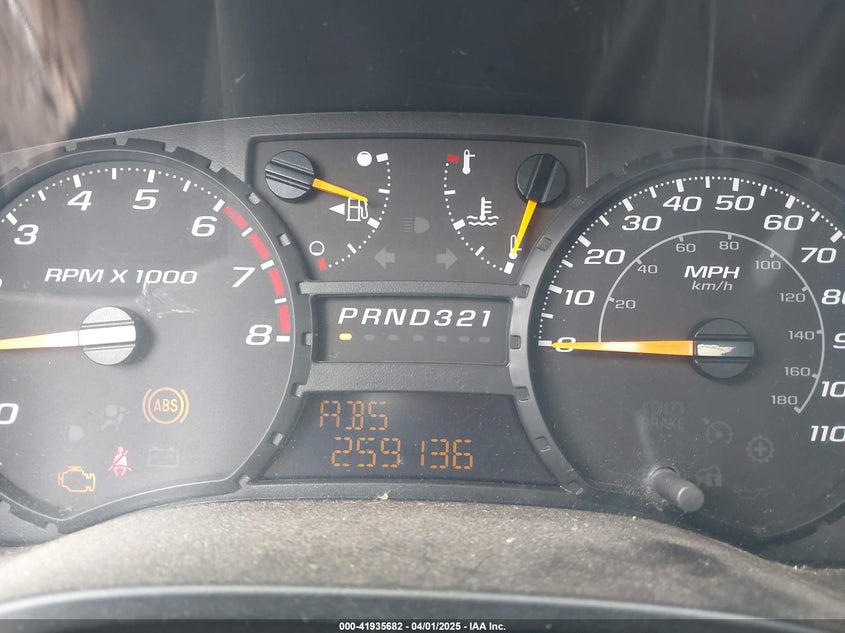 2006 CHEVROLET COLORADO VIN: 1GCDT148368238935