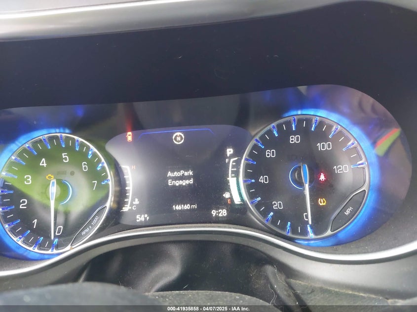 2019 CHRYSLER PACIFICA VIN: 2C4RC1GG1KR666302
