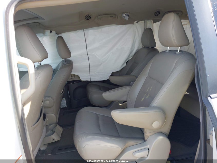 2017 TOYOTA SIENNA VIN: 5TDDZ3DC3HS151274