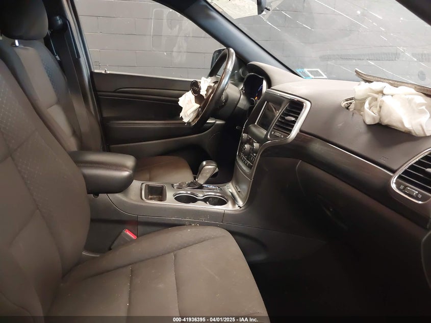 2020 JEEP GRAND CHEROKEE VIN: 1C4RJFAG5LC375419