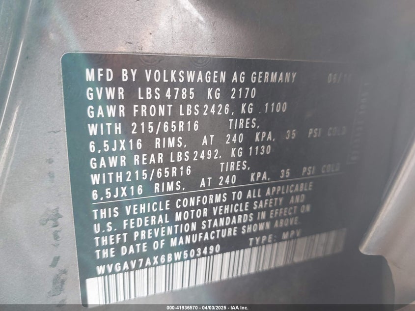 2011 VOLKSWAGEN TIGUAN VIN: WVGAV7AX6BW503490