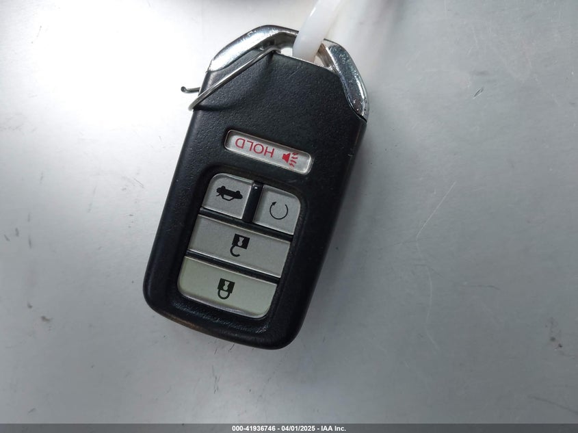 2019 HONDA CIVIC VIN: 19XFC1F35KE203436