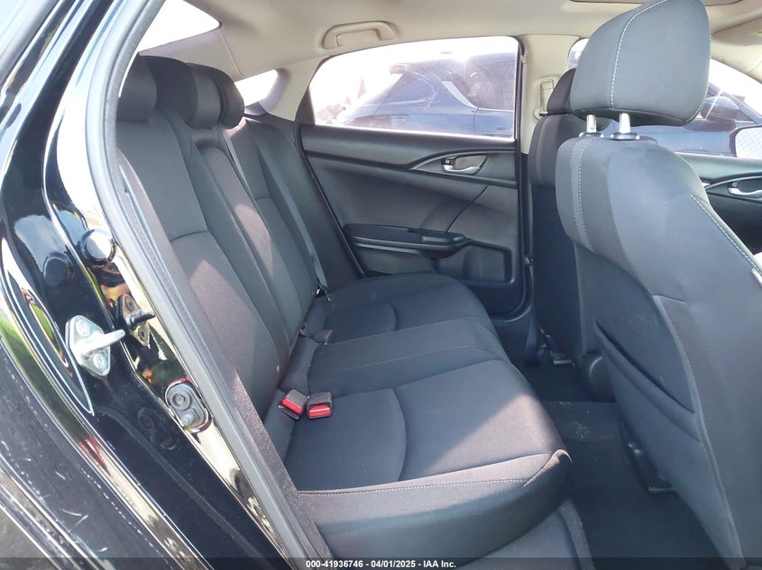 2019 HONDA CIVIC VIN: 19XFC1F35KE203436