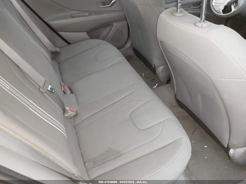2021 HYUNDAI ELANTRA VIN: KMHLS4AG0MU121289