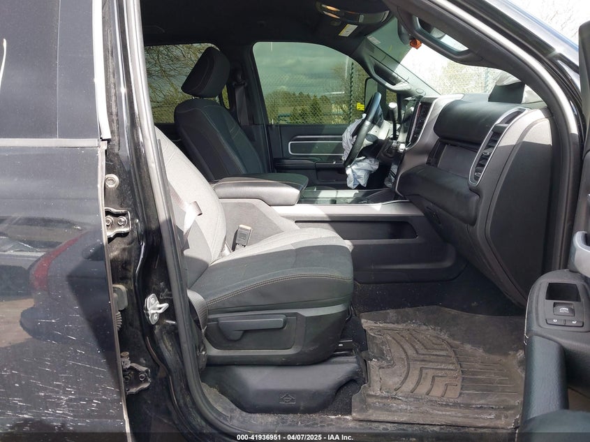 2022 RAM 2500 VIN: 3C6UR5DL1NG166403