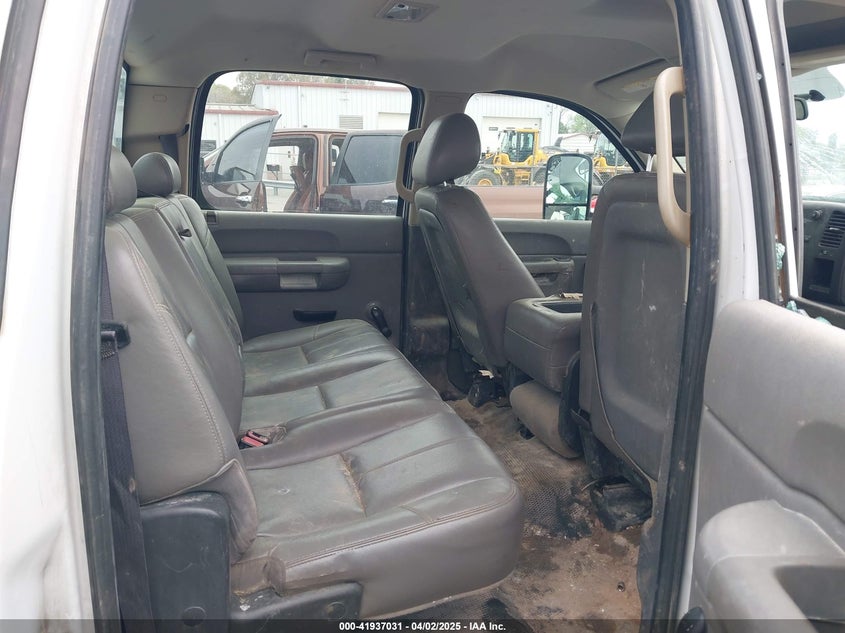 2011 CHEVROLET SILVERADO 2500HD VIN: 1GB1KVCG2BF190764