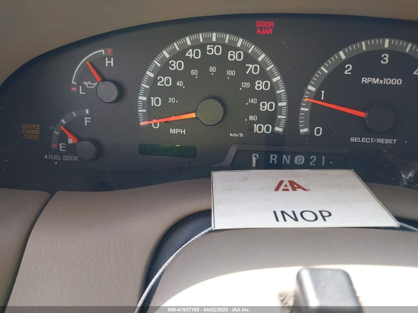 2000 Ford Expedition Eddie Bauer VIN: 1FMRU17L6YLB62674 Lot: 41937169