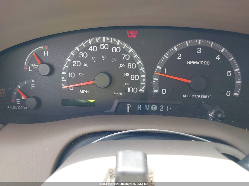 2000 Ford Expedition Eddie Bauer VIN: 1FMRU17L6YLB62674 Lot: 41937169