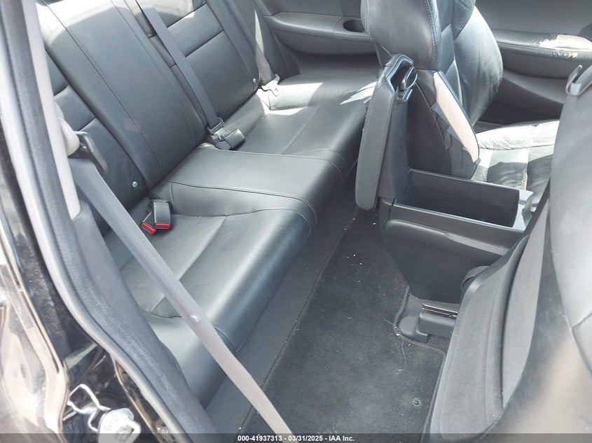 2010 HONDA CIVIC VIN: 2HGFG1B95AH501830