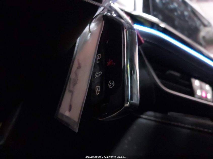 2025 Volkswagen Atlas - 1V2FR2CA8SC521161