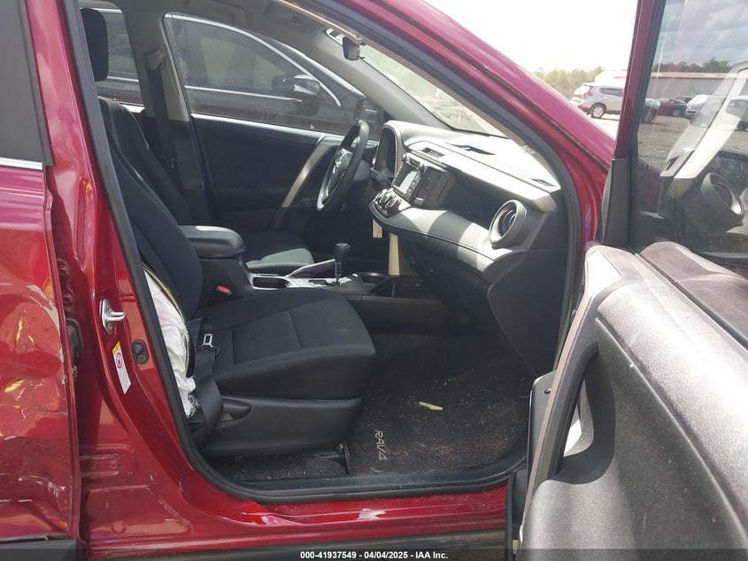 2018 TOYOTA RAV4 LE - 2T3ZFREV5JW417691