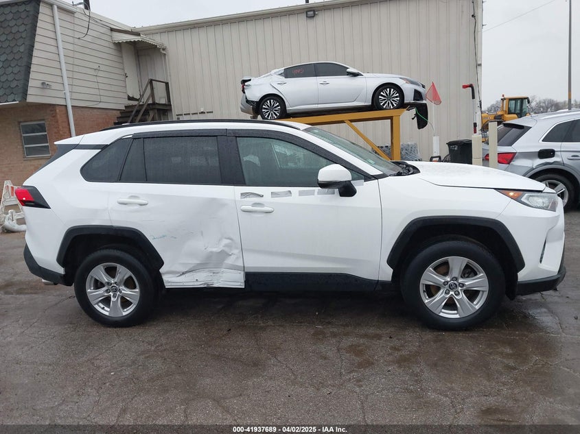 2020 TOYOTA RAV4 XLE - 2T3P1RFV6LC069327