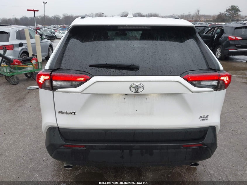2020 TOYOTA RAV4 XLE - 2T3P1RFV6LC069327