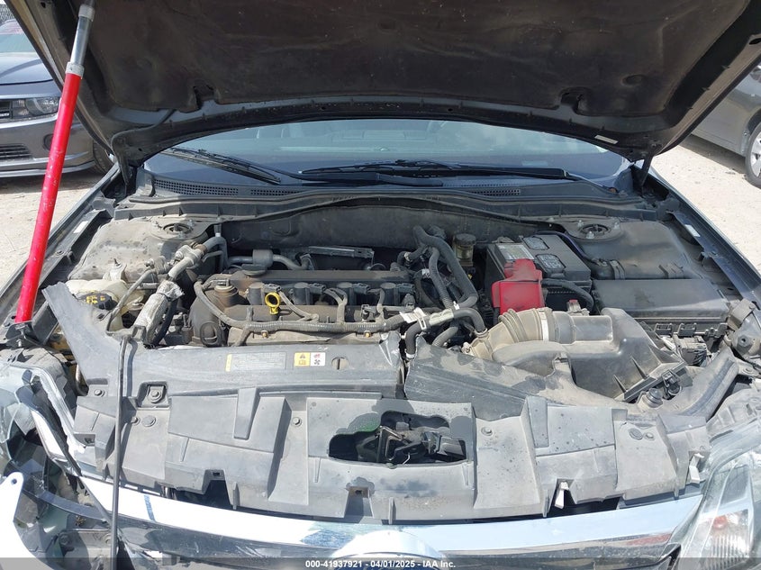 2011 FORD FUSION VIN: 3FAHP0JA4BR196345