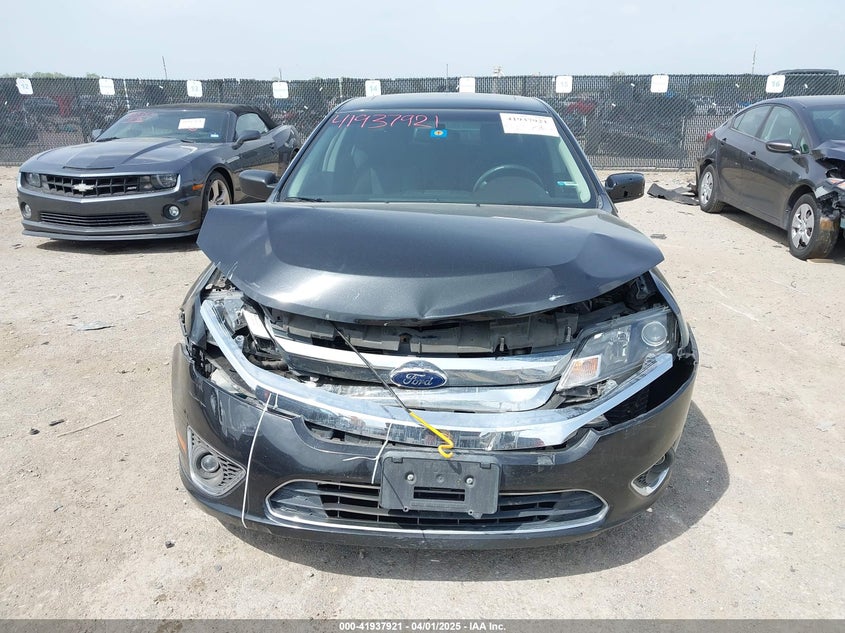 2011 FORD FUSION VIN: 3FAHP0JA4BR196345