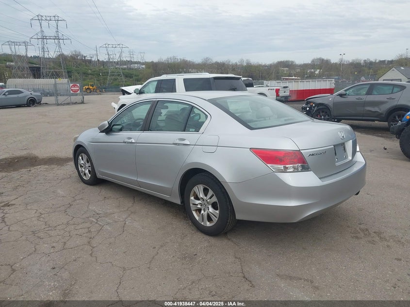 2009 HONDA ACCORD VIN: 1HGCP26449A082631