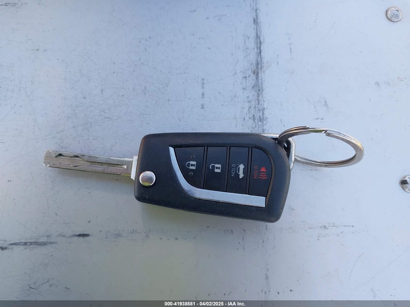 2021 TOYOTA COROLLA VIN: 5YFEPMAE9MP205525