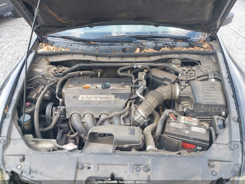 2009 HONDA ACCORD VIN: 1HGCP26849A074600
