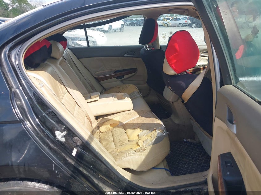 2009 HONDA ACCORD VIN: 1HGCP26849A074600