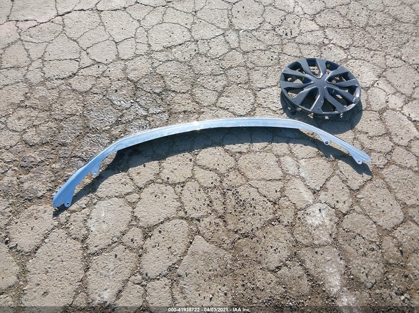 2011 FORD FUSION VIN: 3FAHP0HA0BR144927