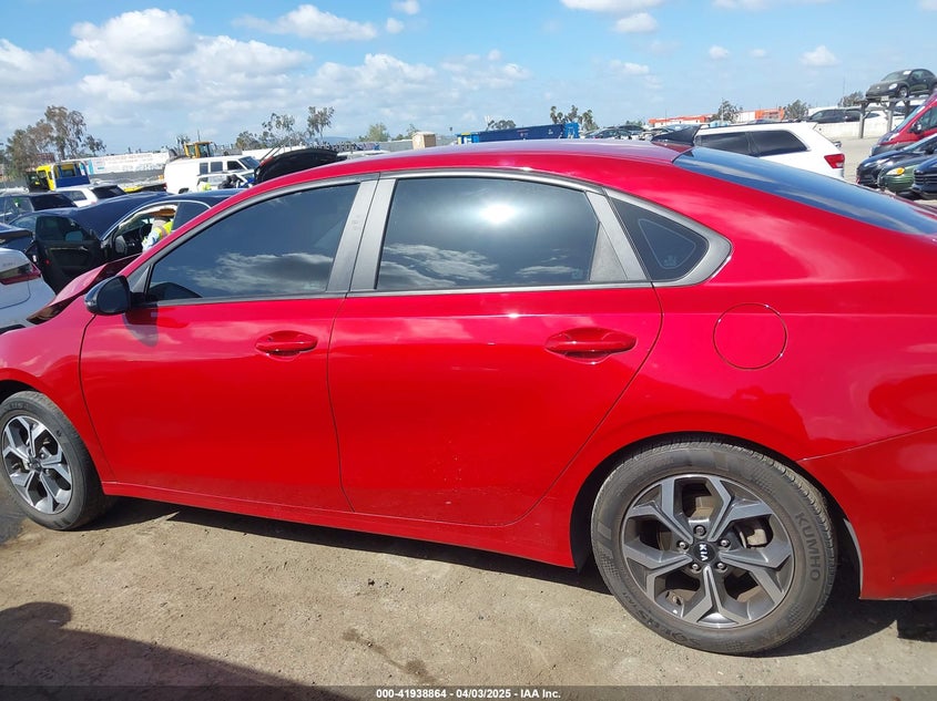 2021 KIA FORTE VIN: 3KPF24ADXME304866