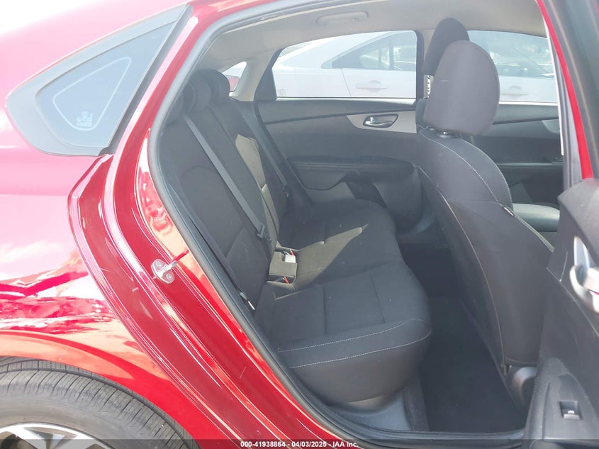 2021 KIA FORTE VIN: 3KPF24ADXME304866
