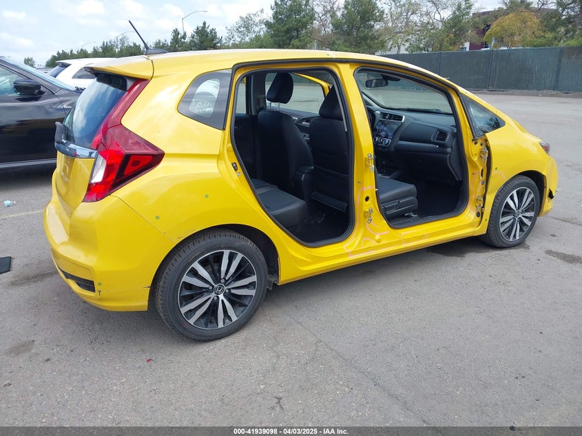 2018 HONDA FIT VIN: 3HGGK5H95JM714215