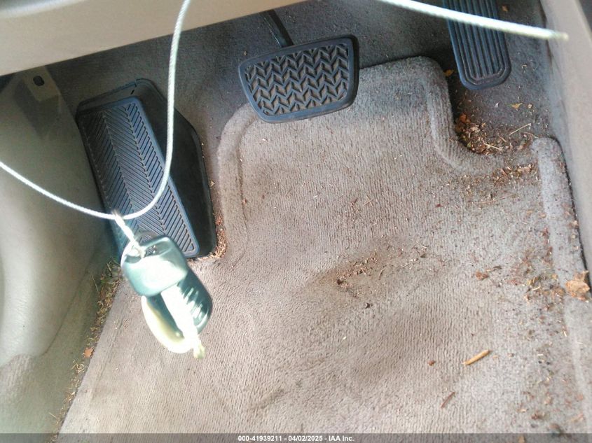 2005 Toyota Camry Le VIN: 4T1BE32K95U504097 Lot: 41939211