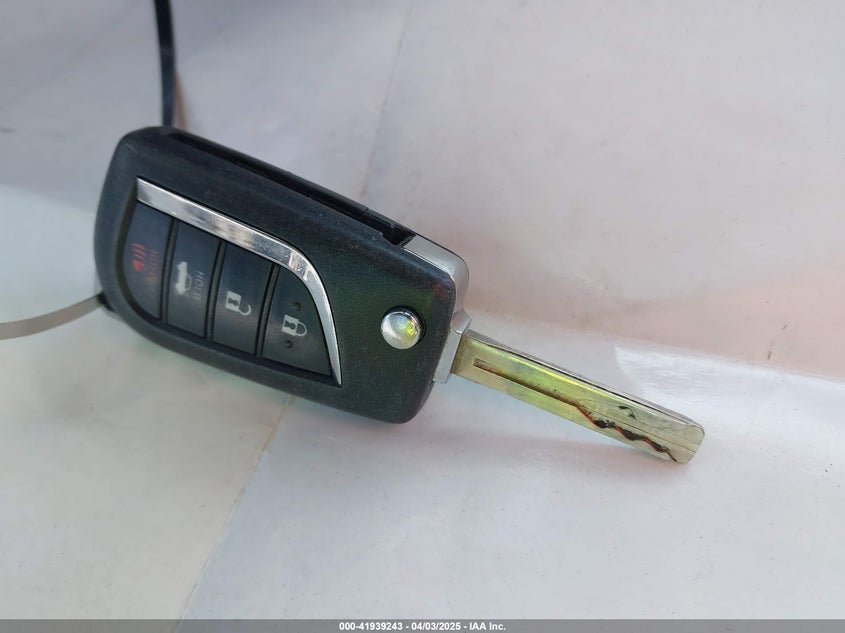 2020 TOYOTA COROLLA SE - 5YFS4RCE6LP052056