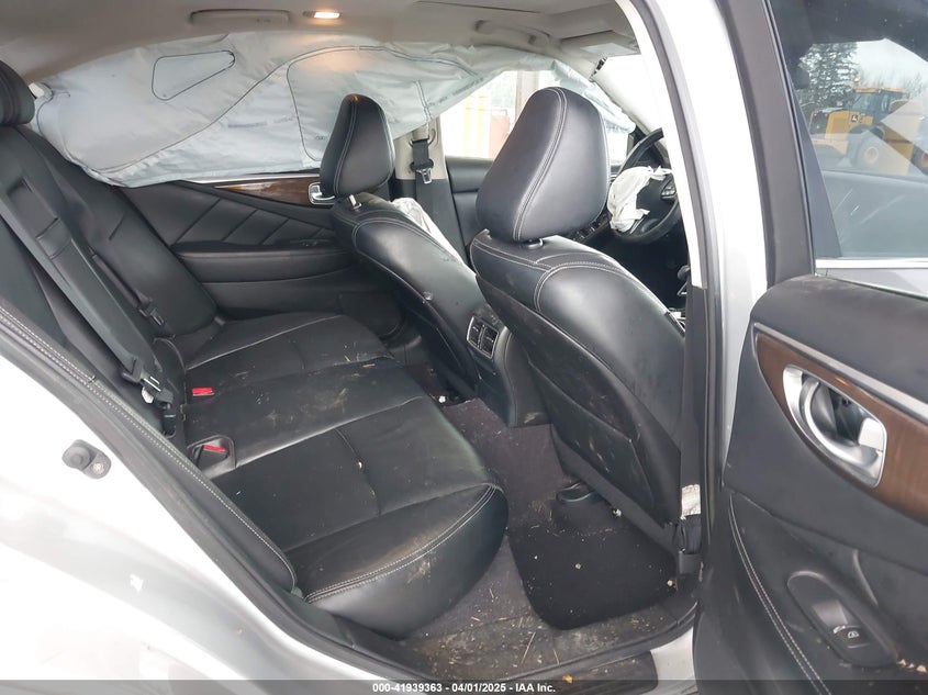 2014 INFINITI Q50 VIN: JN1BV7APXEM670849