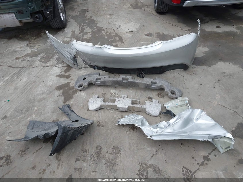 2013 HYUNDAI GENESIS 3.8 TRACK - KMHHU6KJ2DU100451