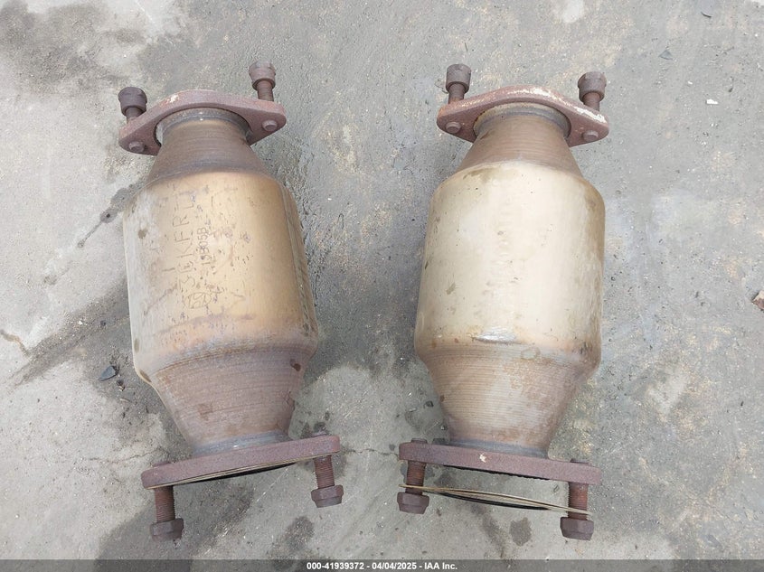 2013 HYUNDAI GENESIS 3.8 TRACK - KMHHU6KJ2DU100451