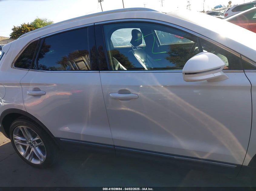 2017 LINCOLN MKC RESERVE - 5LMTJ3DH3HUL33429