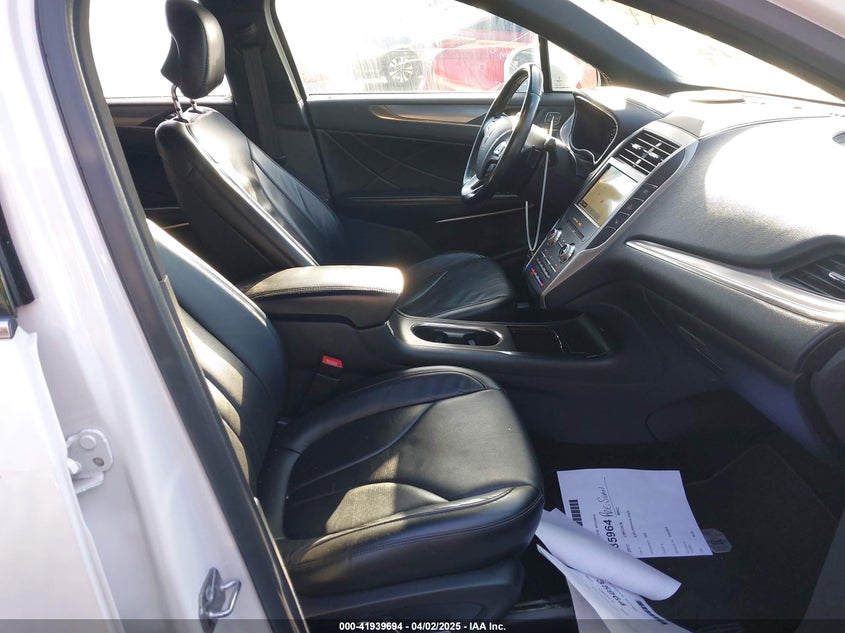 2017 LINCOLN MKC RESERVE - 5LMTJ3DH3HUL33429