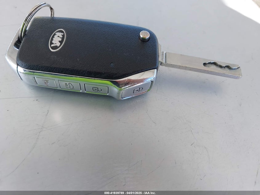 2021 KIA FORTE VIN: 3KPF24AD2ME300889
