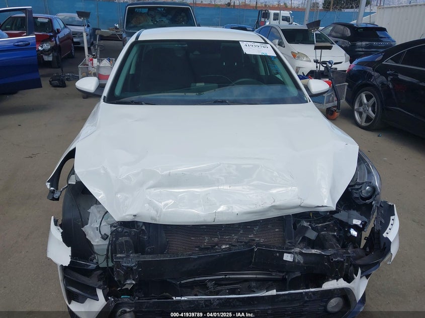 2021 KIA FORTE VIN: 3KPF24AD2ME300889
