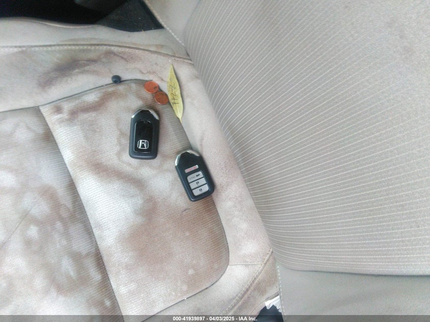 2018 HONDA ACCORD VIN: 1HGCV1F19JA012519